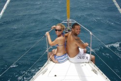 Couple on their sailing vacation with Miramar